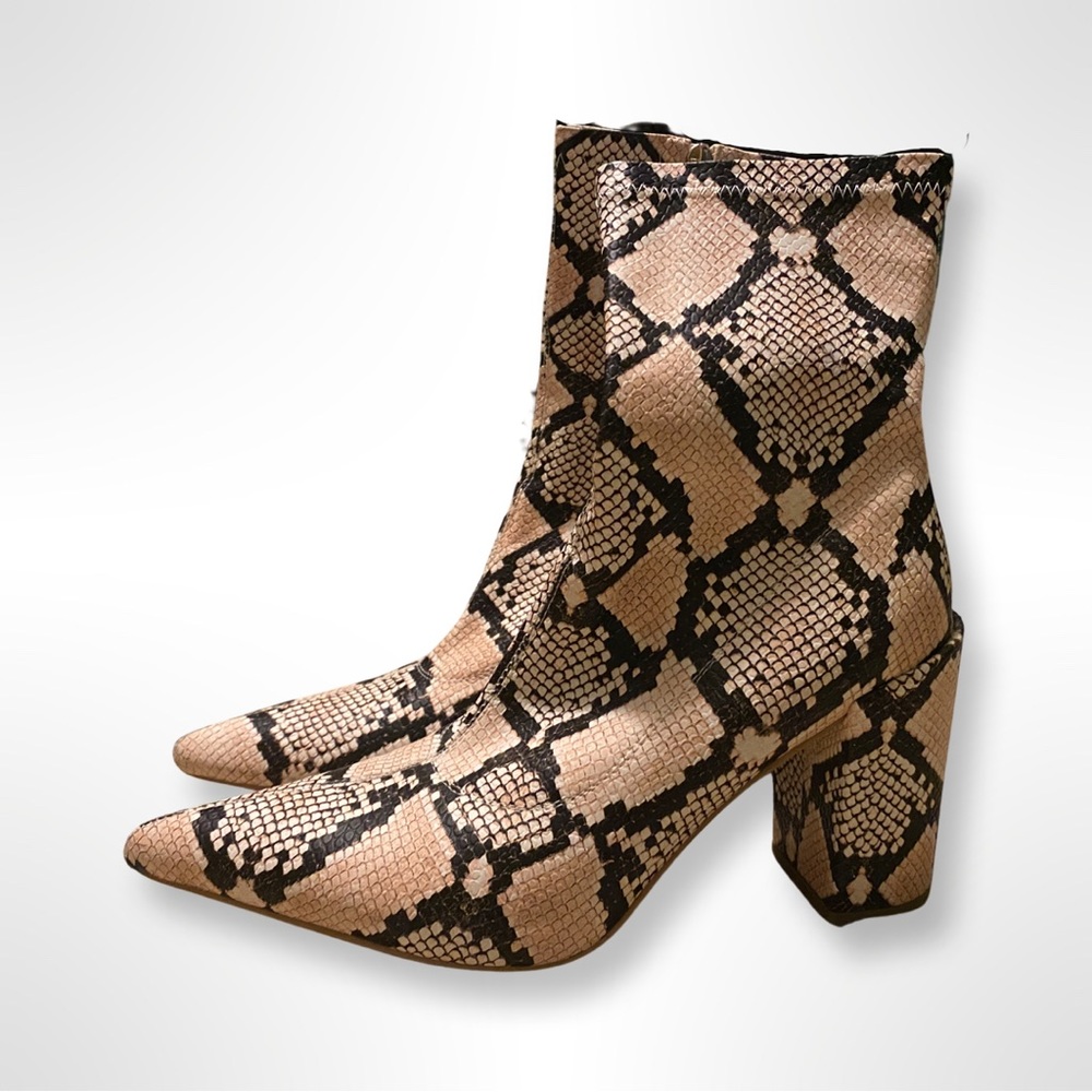 PrettyLittleThing Snakeskin Boots